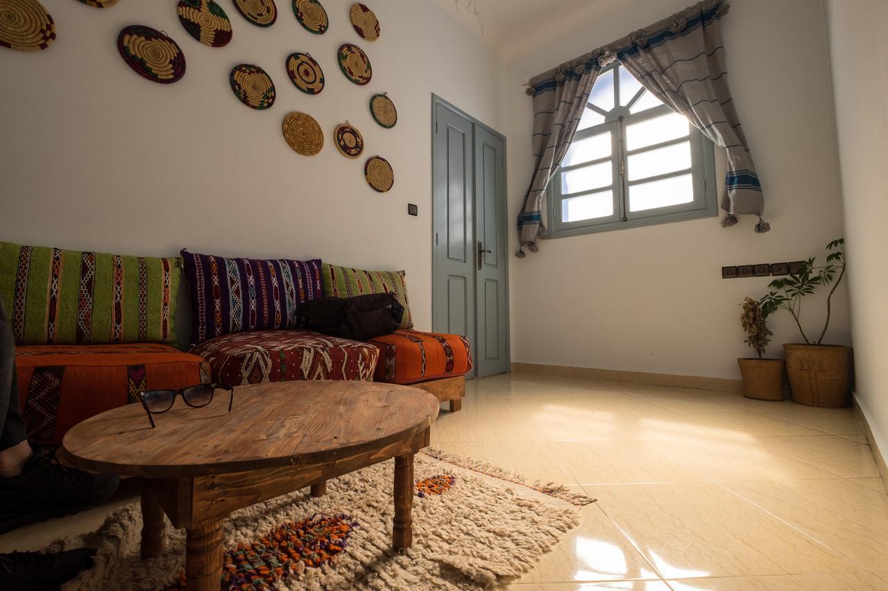The House By Riad Inna Ес-Сувейра Екстер'єр фото